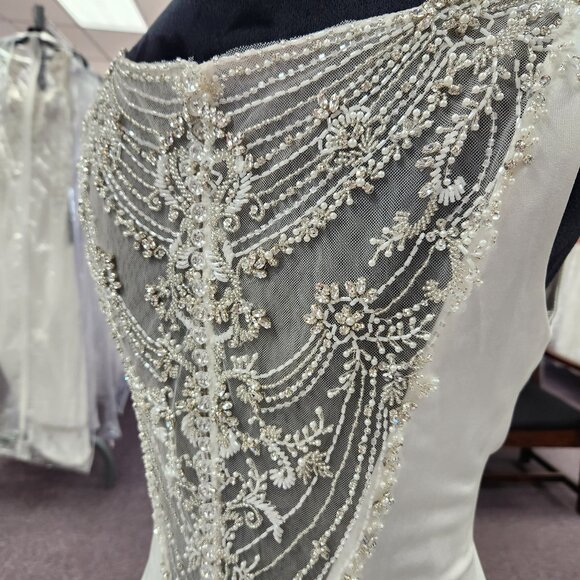 Martin Thornburg 120249 Size 8 Ivory Fit & Flare Bridal Gown - Picture 9 of 9